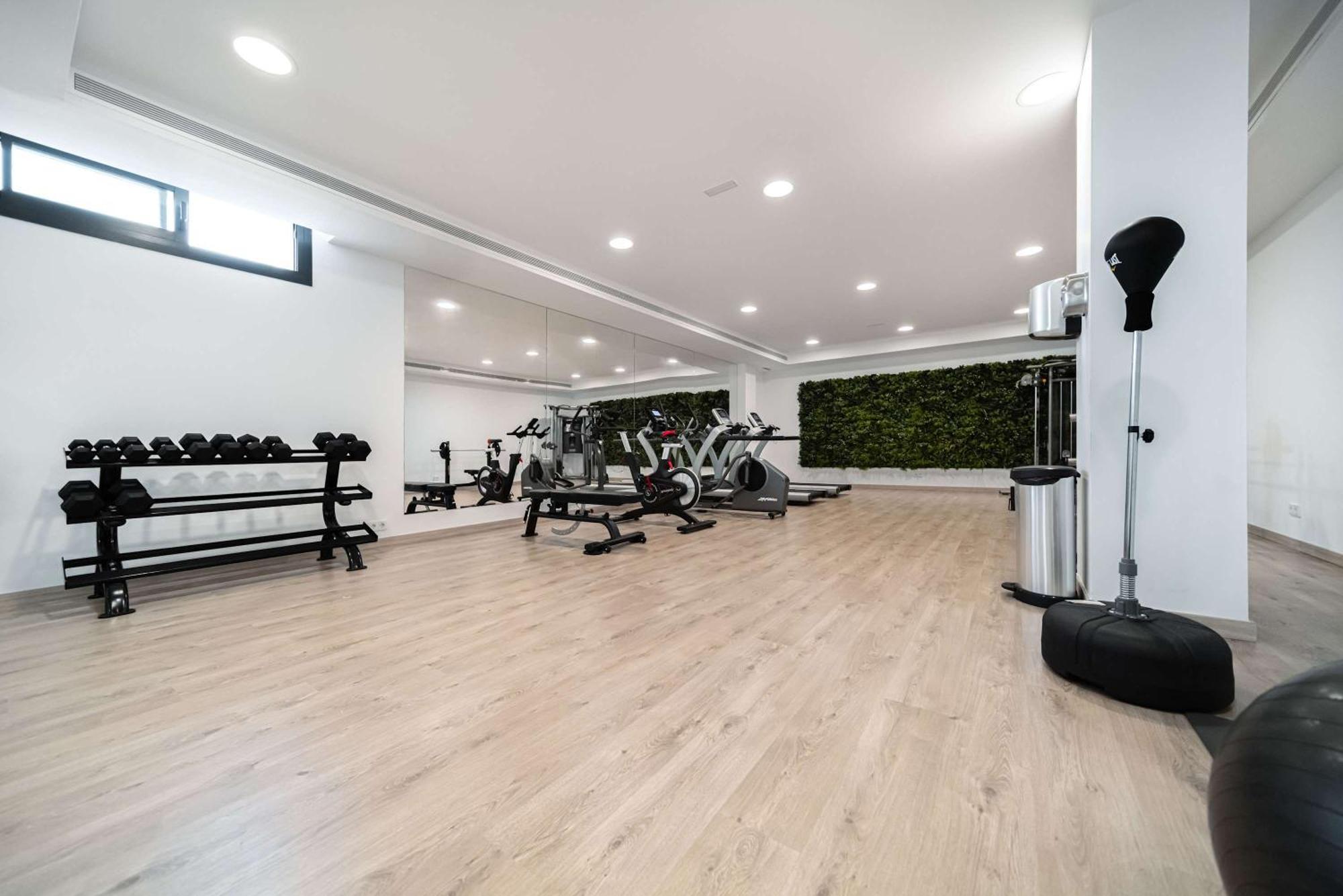 Apartamento Casa Sol Luxury Rooftop Penthouse Gym Pools Marbella